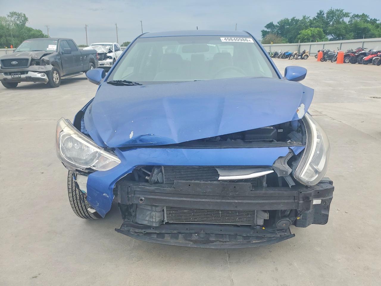 2017 HYUNDAI ACCENT SE photo 13