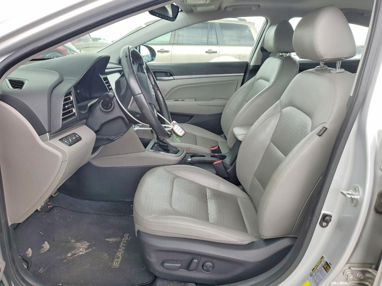 2019 HYUNDAI ELANTRA LIMITED photo 19