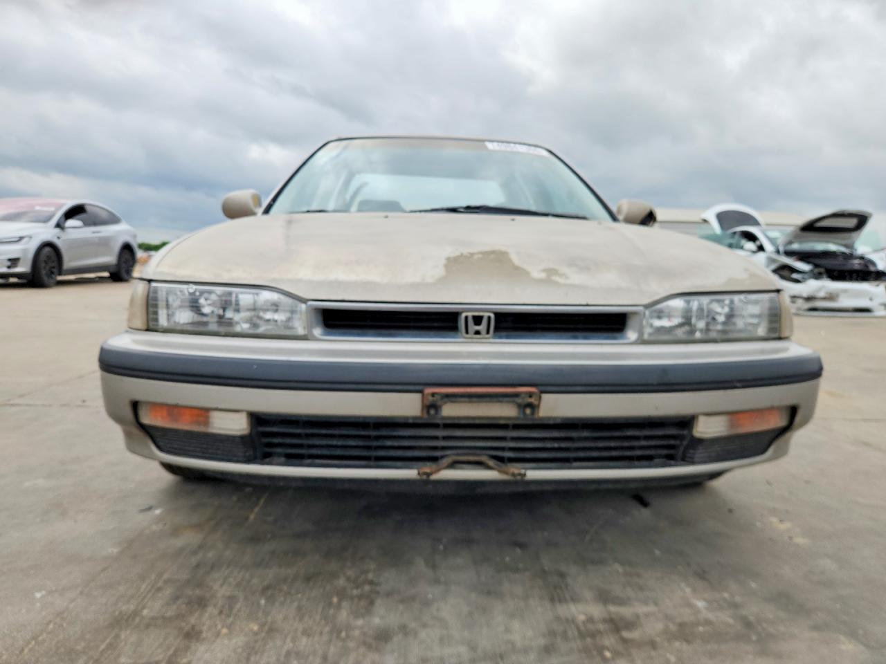 1991 HONDA ACCORD LX photo 9
