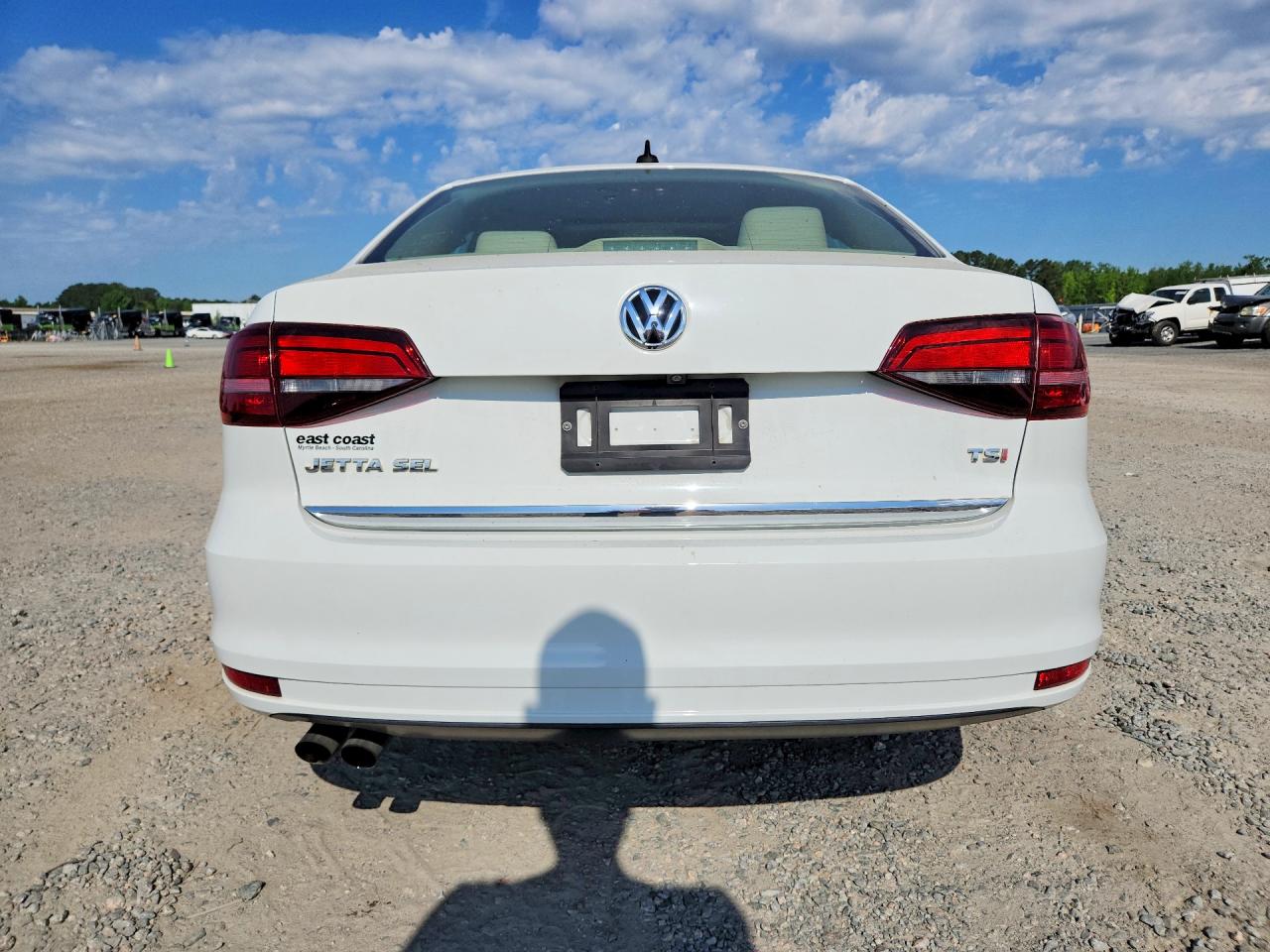 2017 VOLKSWAGEN JETTA SEL photo 16