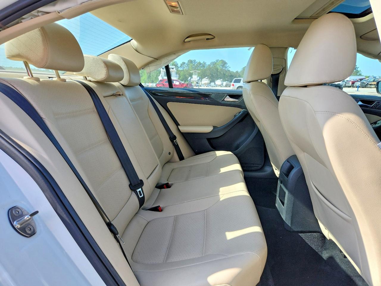 2017 VOLKSWAGEN JETTA SEL photo 28