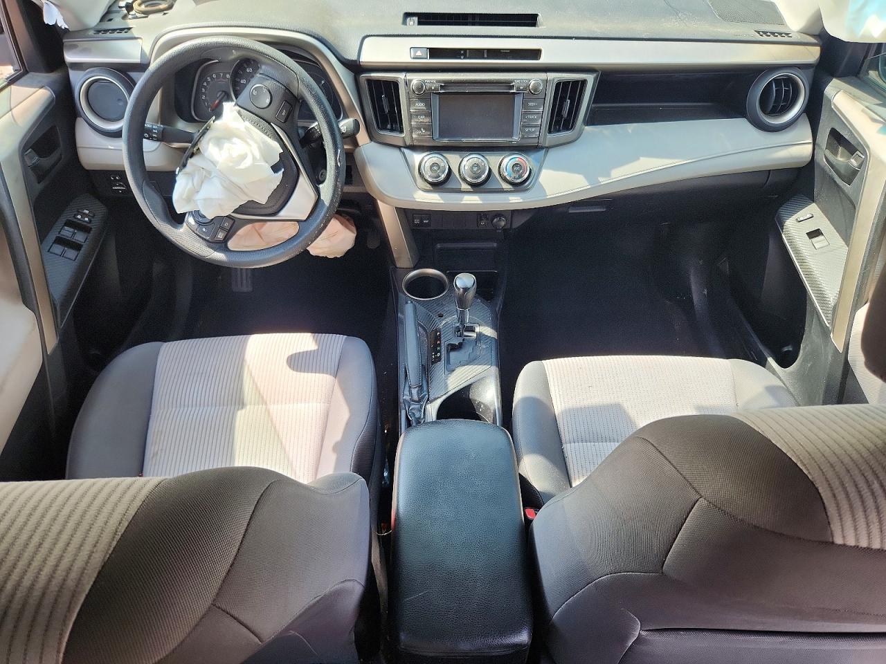 2015 TOYOTA RAV4 LE photo 22