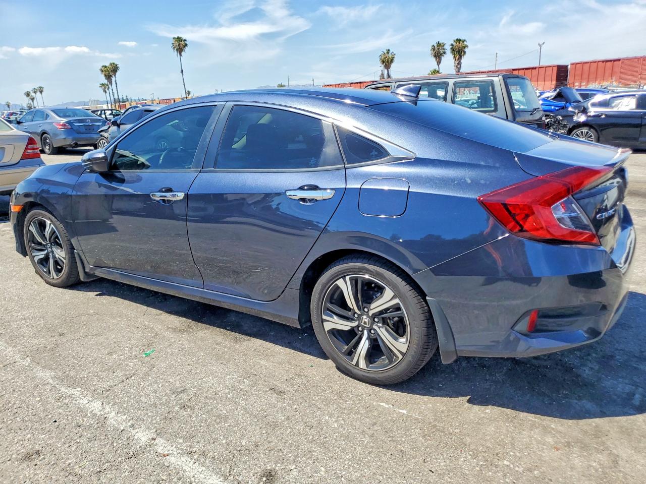 2016 HONDA CIVIC TOURING photo 4