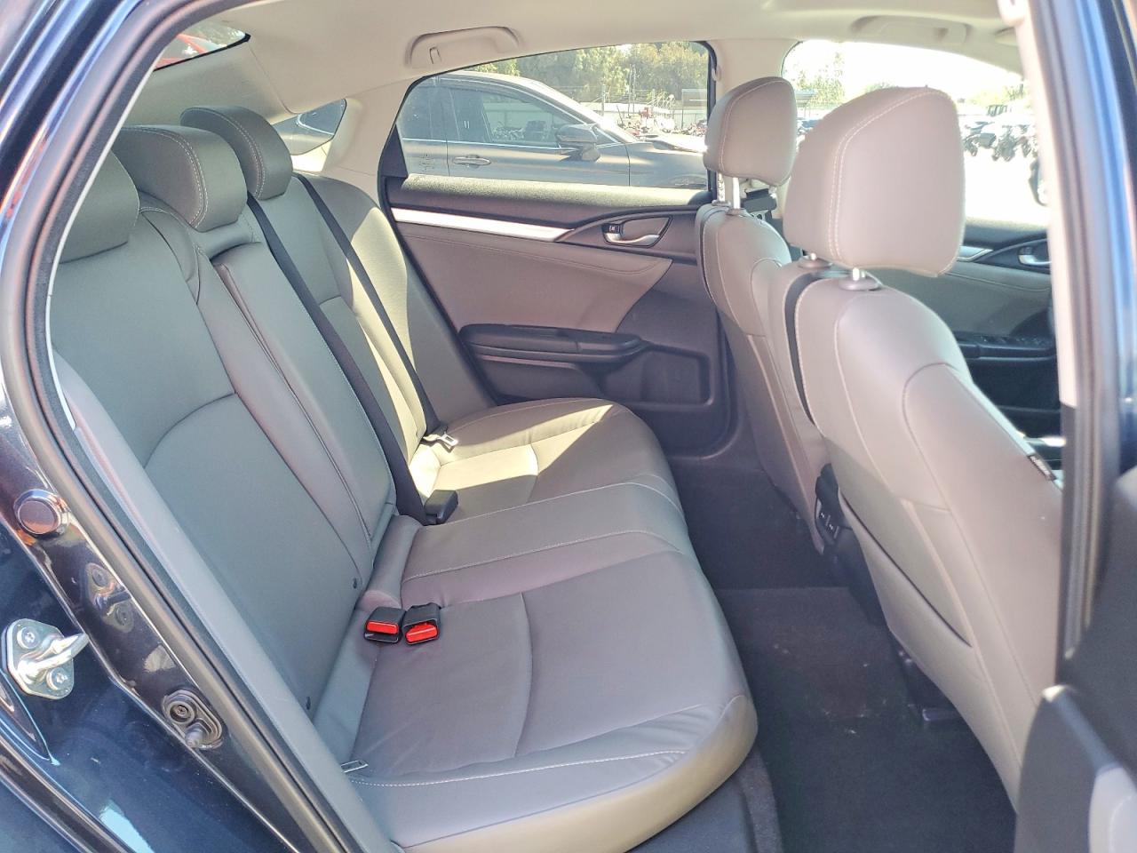 2016 HONDA CIVIC TOURING photo 28