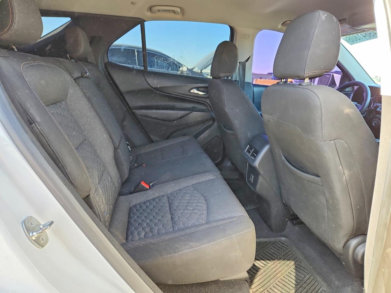 2020 CHEVROLET EQUINOX LT photo 11