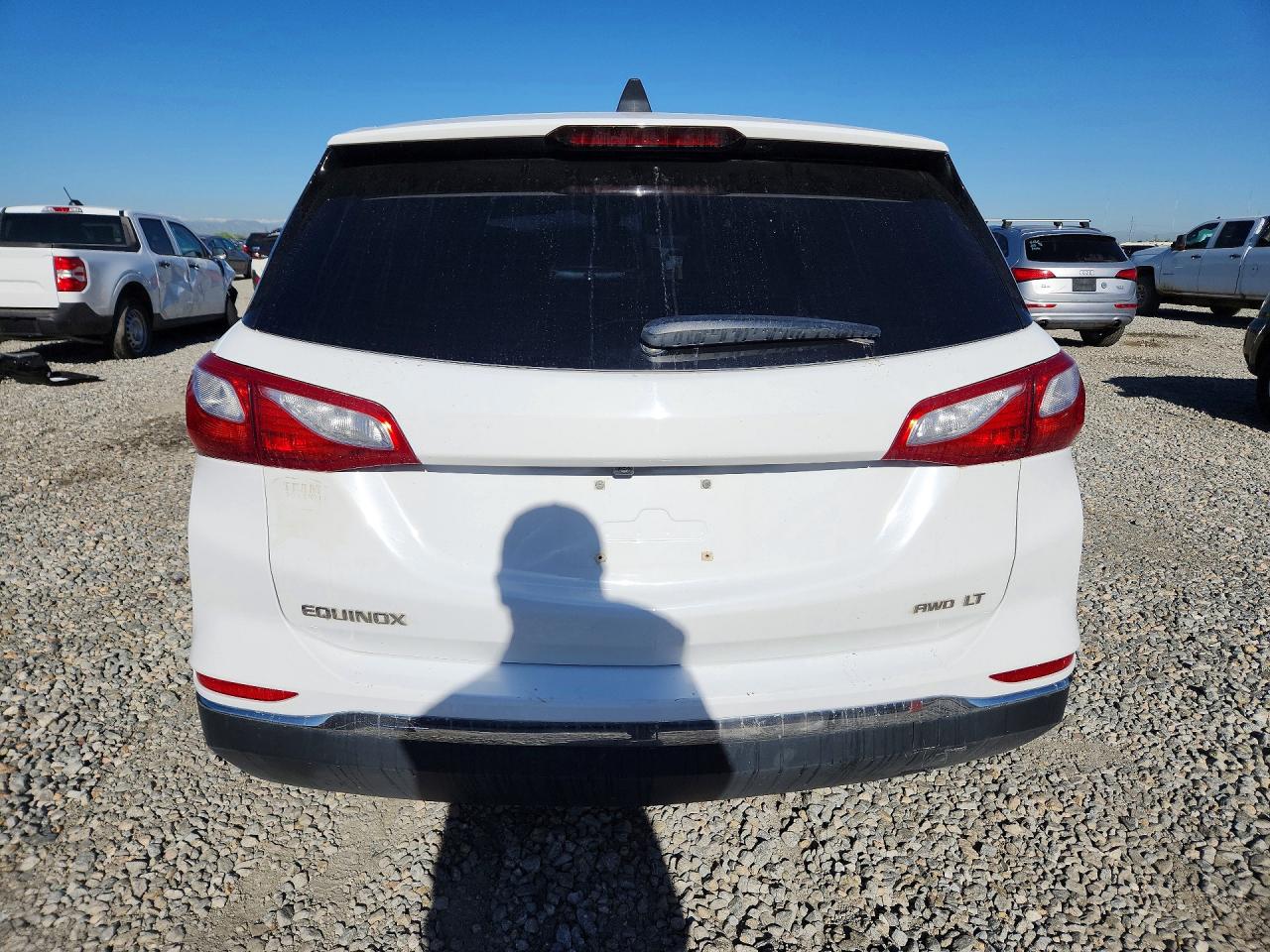 2020 CHEVROLET EQUINOX LT photo 6
