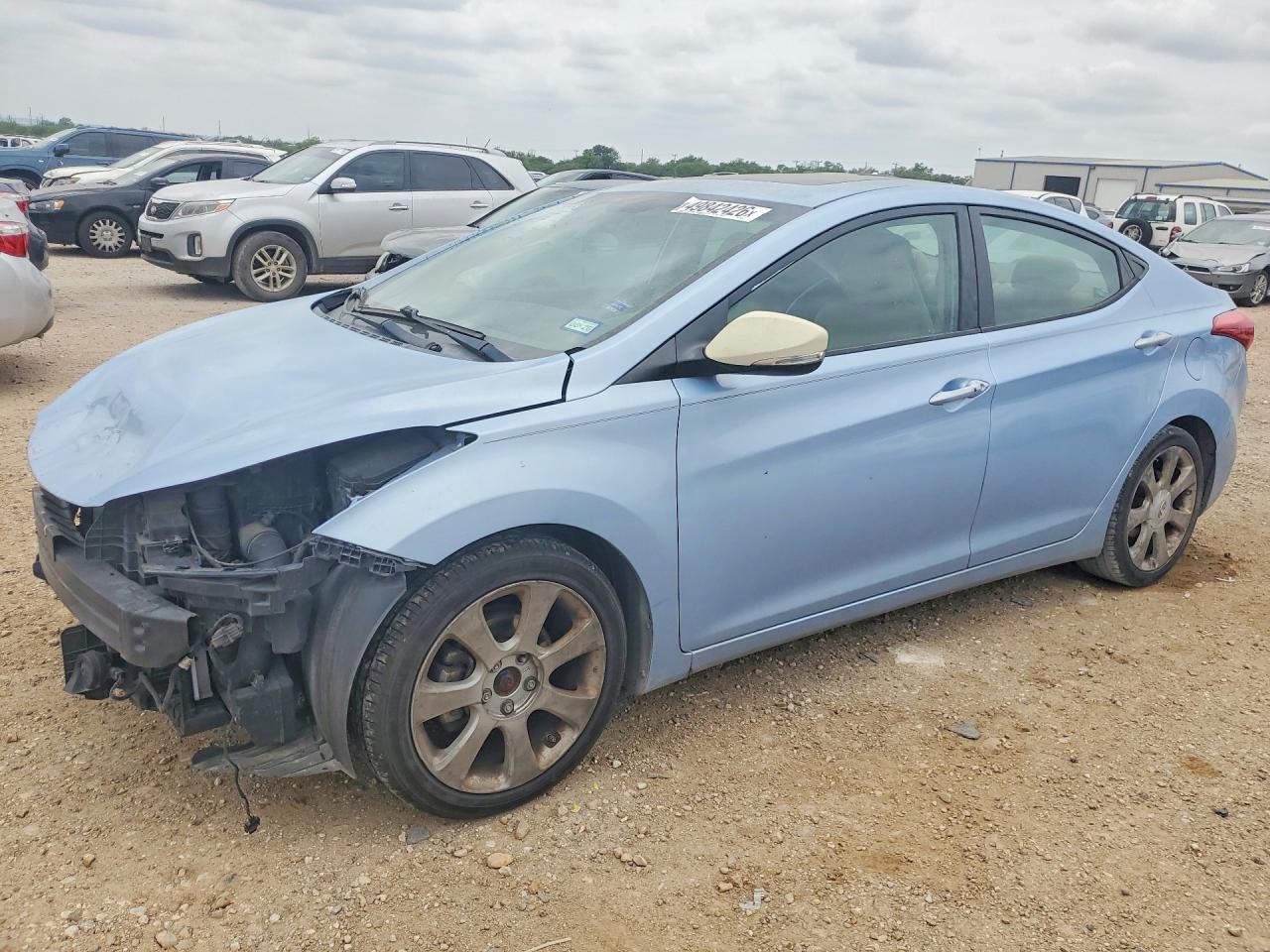 2013 HYUNDAI ELANTRA