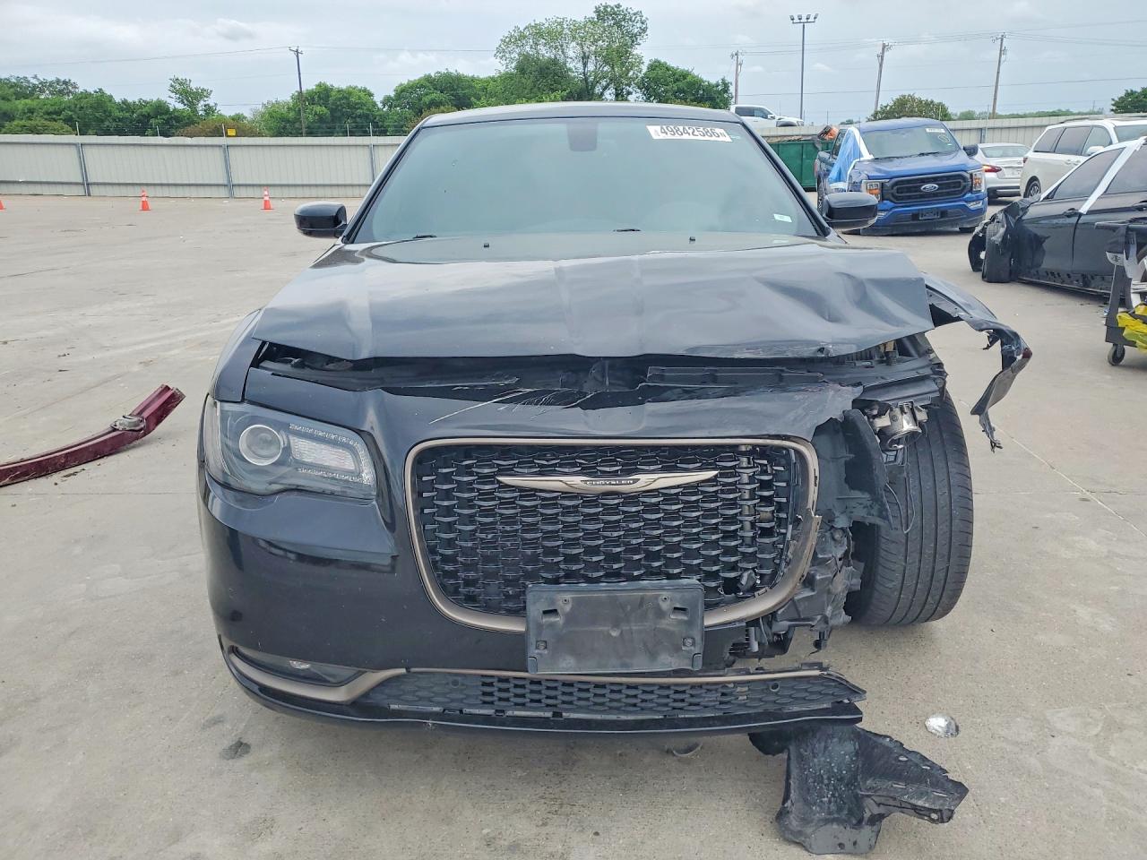 2016 CHRYSLER 300 S photo 13