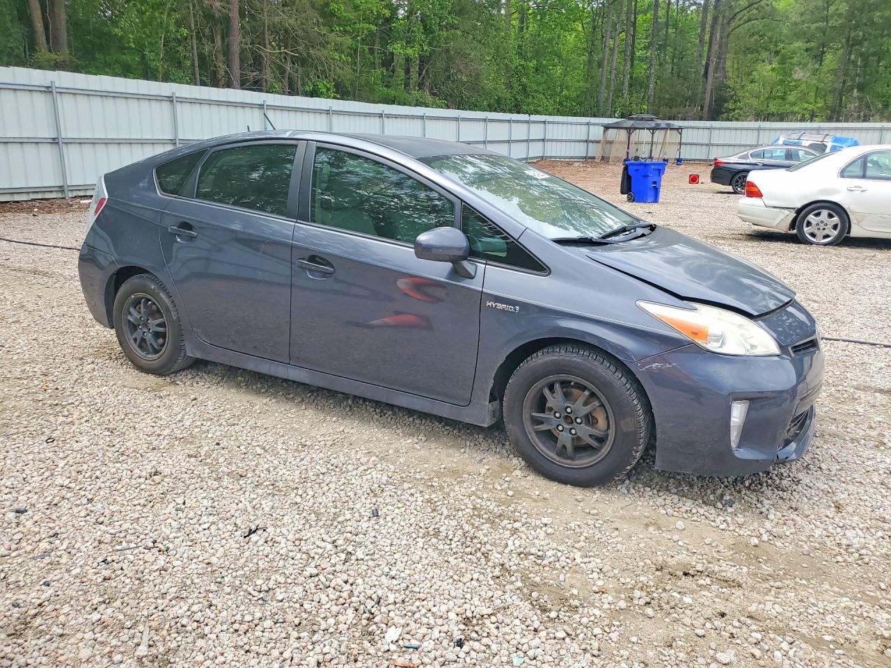 2014 TOYOTA PRIUS TWO photo 7