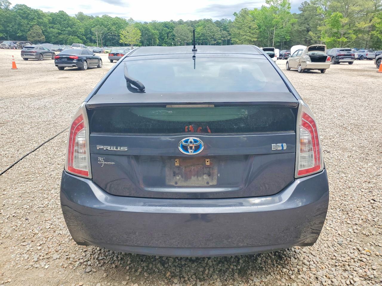 2014 TOYOTA PRIUS TWO photo 11