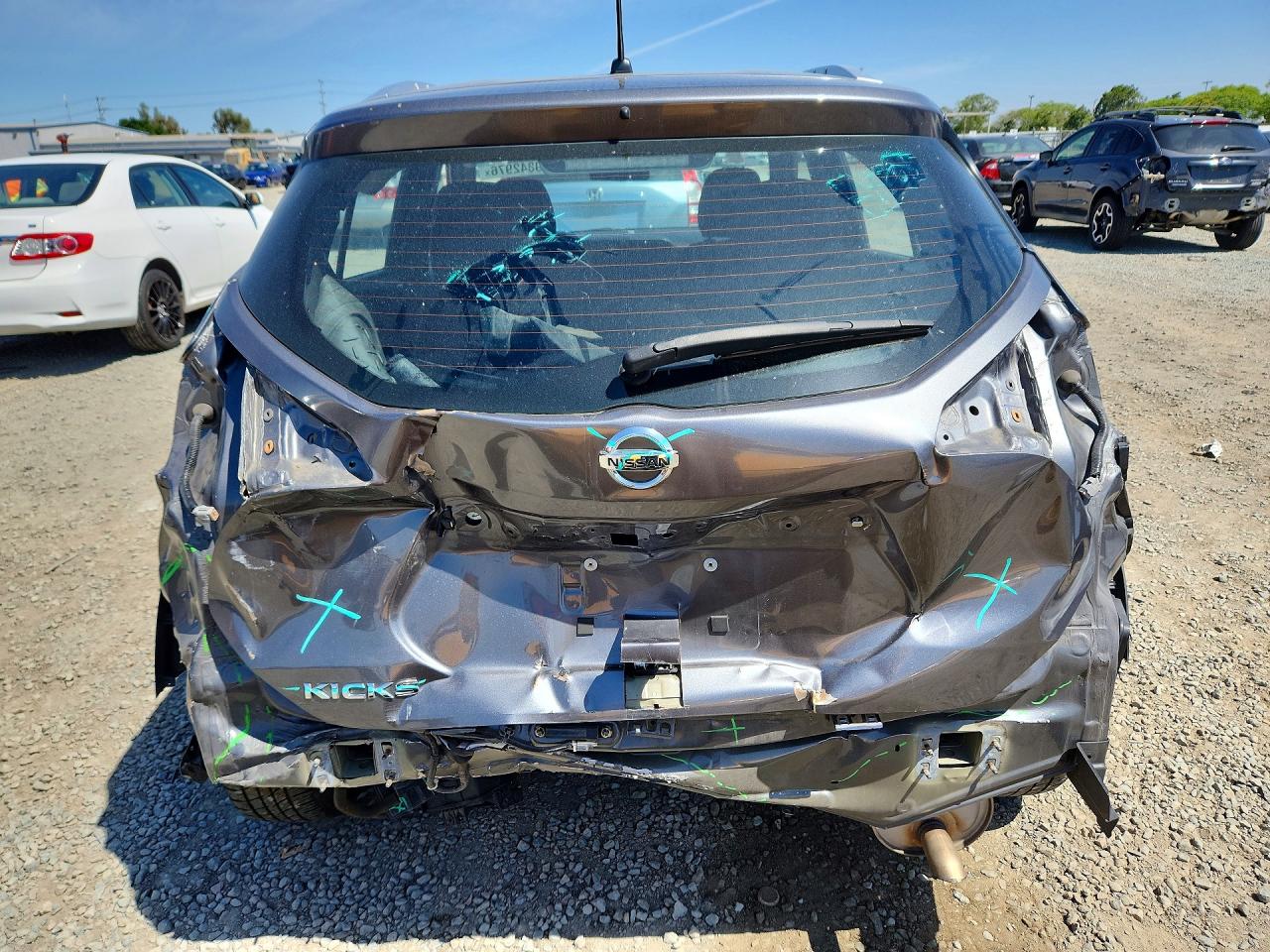 2019 NISSAN KICKS S photo 11