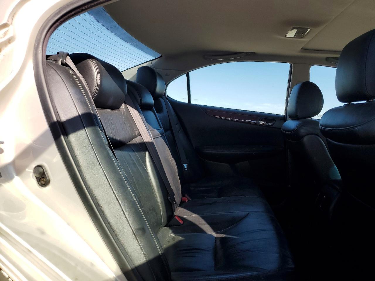 2003 LEXUS ES 300 photo 19