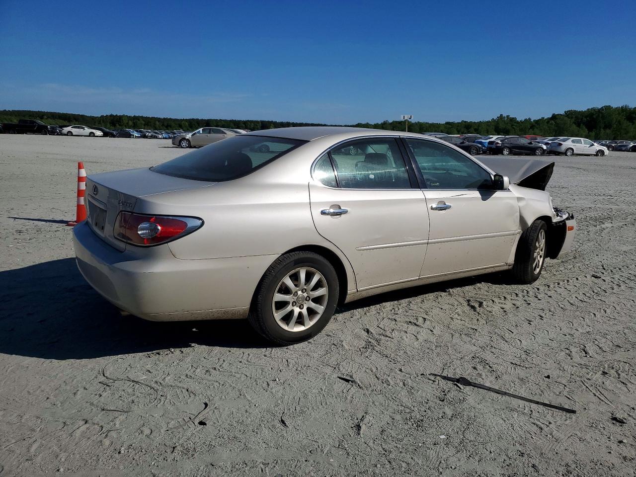 2003 LEXUS ES 300 photo 5