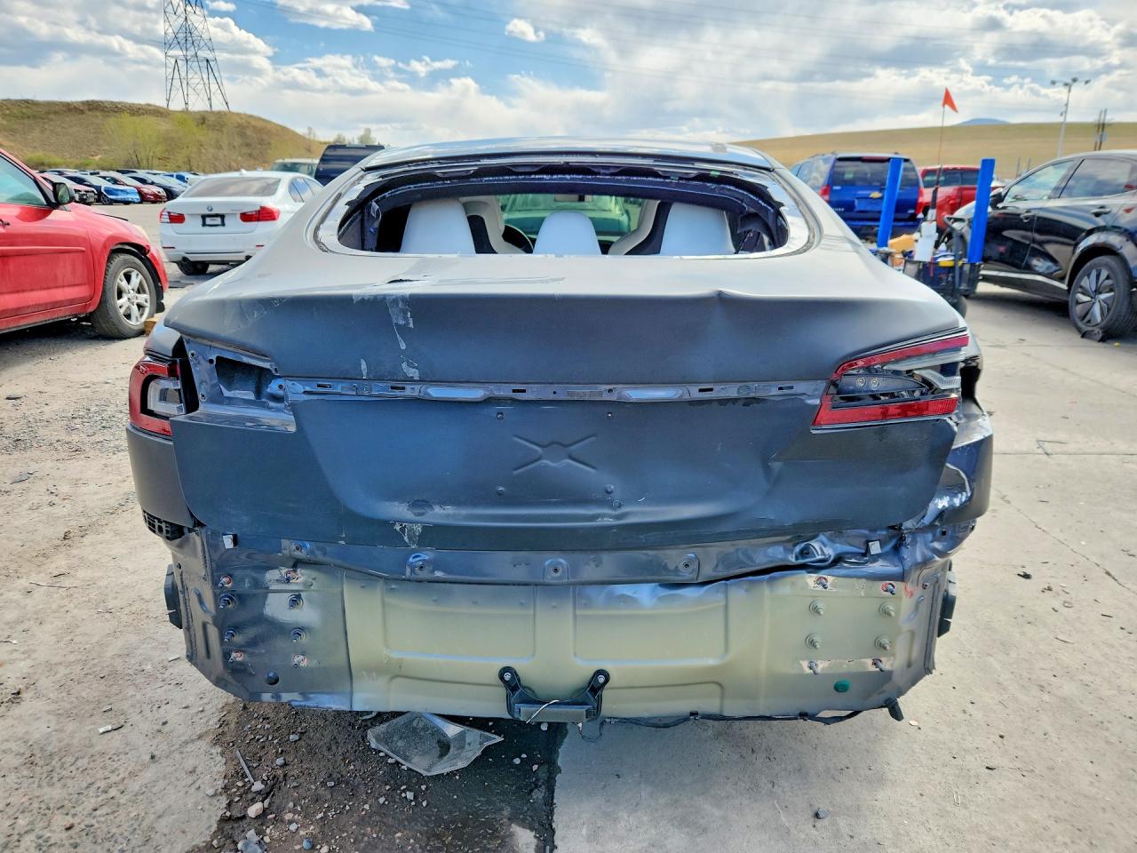 2018 TESLA MODEL S photo 16