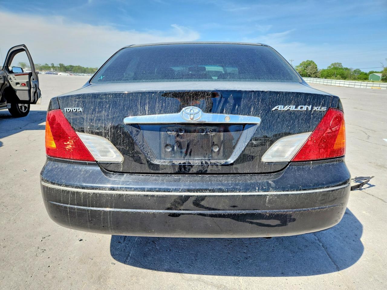 2001 TOYOTA AVALON XLS photo 11
