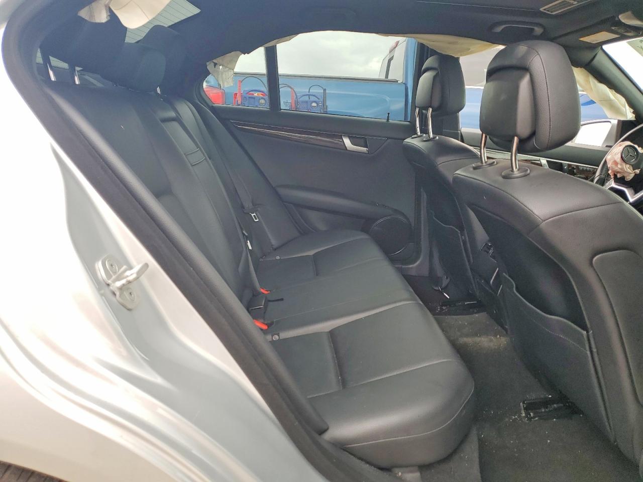 2013 MERCEDES-BENZ C 250 photo 19
