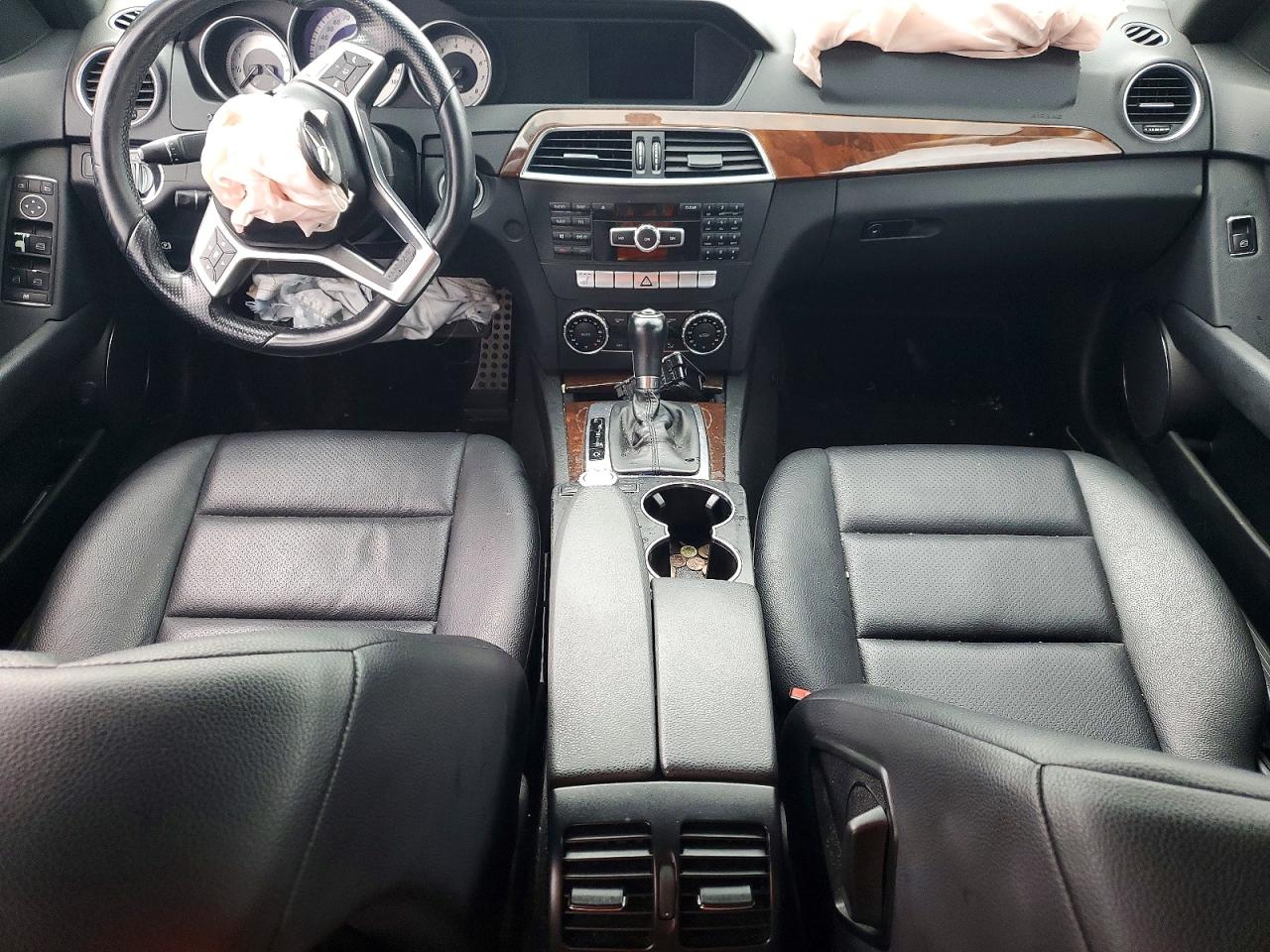 2013 MERCEDES-BENZ C 250 photo 15