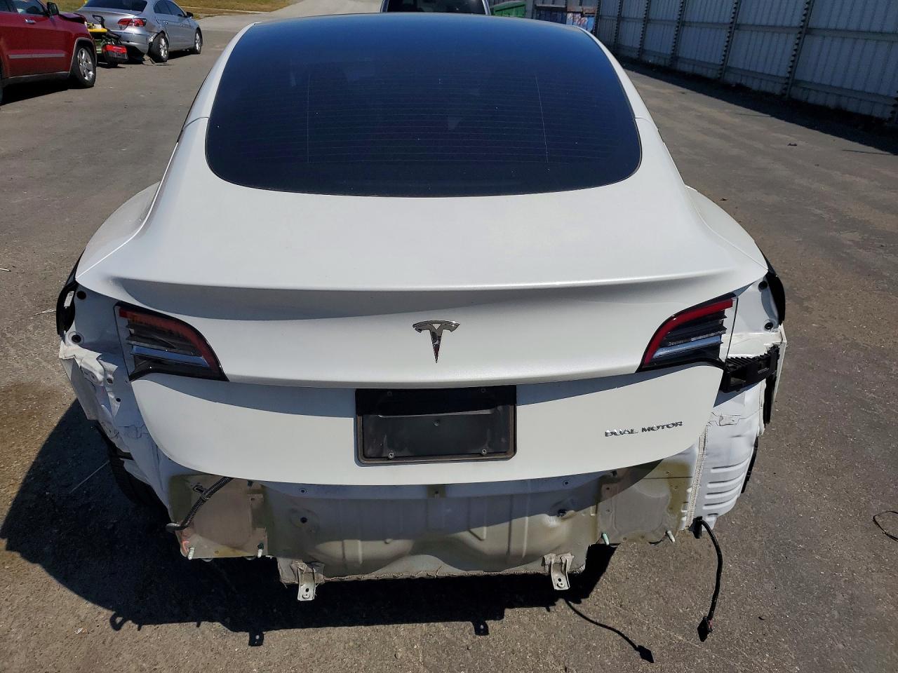 2022 TESLA MODEL 3 photo 11