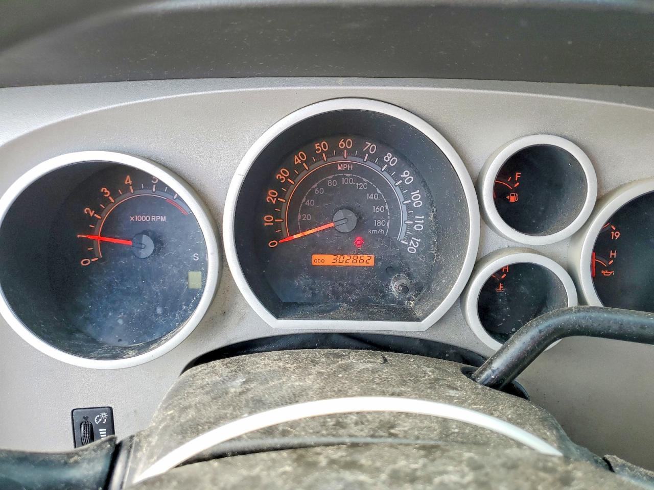2008 TOYOTA TUNDRA photo 17