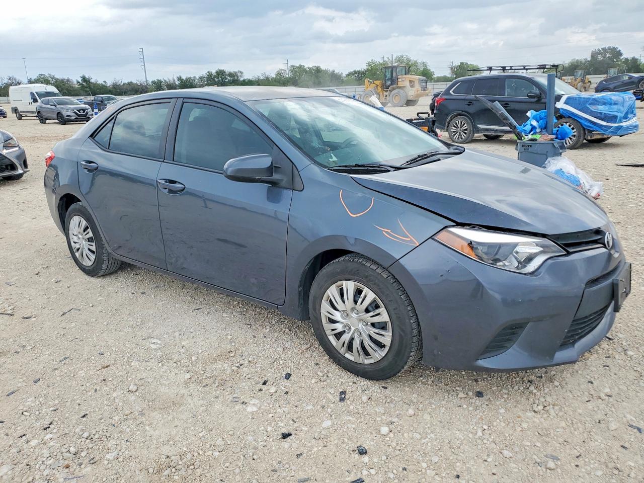 2014 TOYOTA COROLLA L photo 7