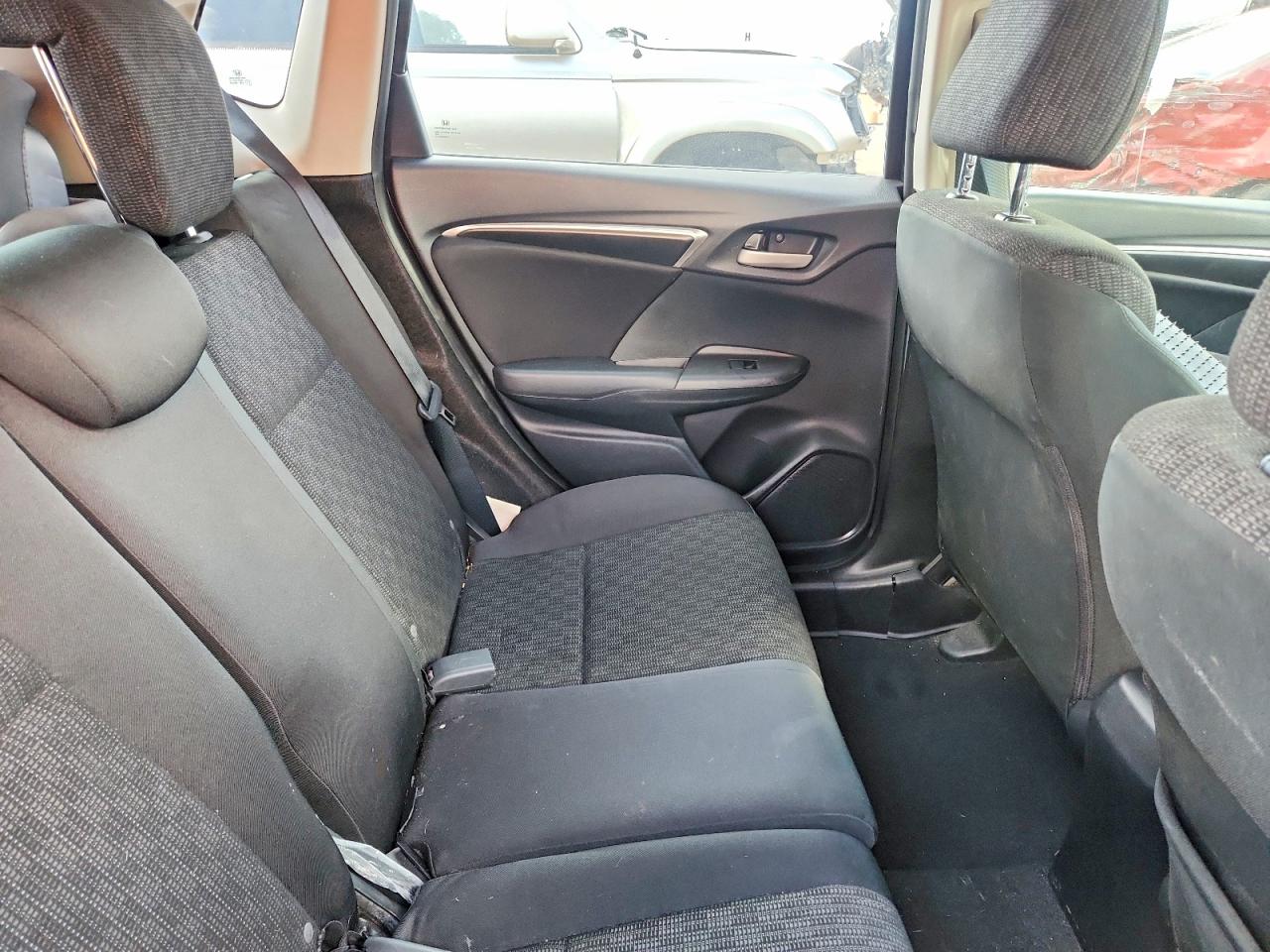 2015 HONDA FIT LX photo 19