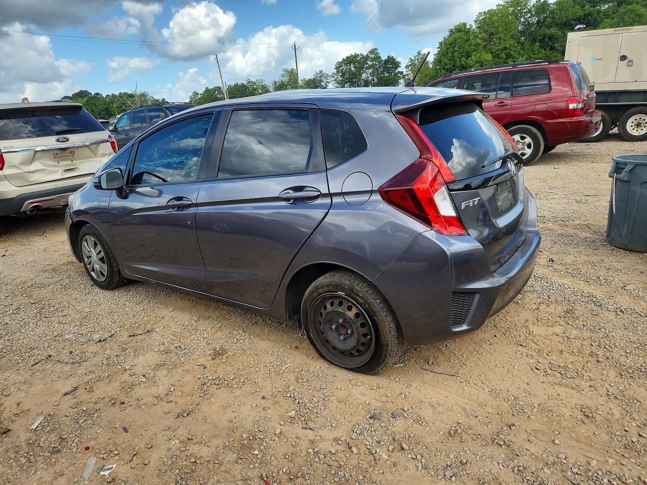 2015 HONDA FIT LX photo 3