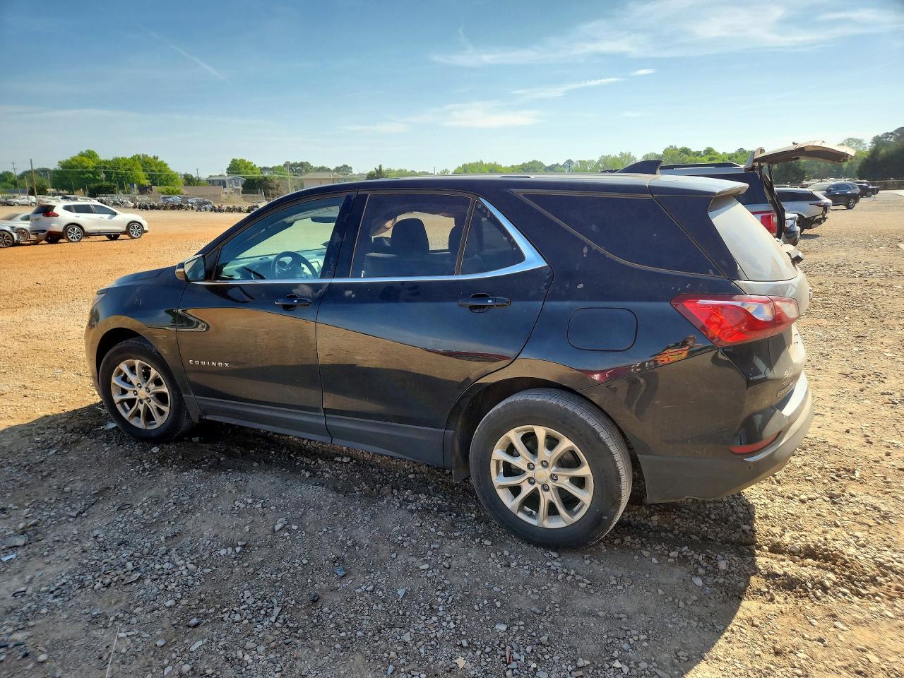 2019 CHEVROLET EQUINOX LT photo 3