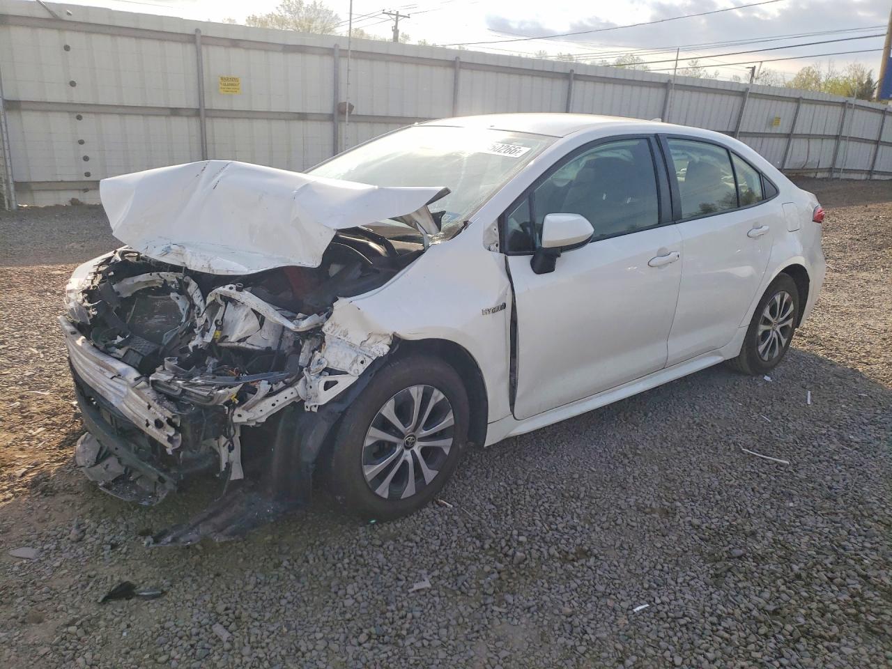 2021 TOYOTA COROLLA