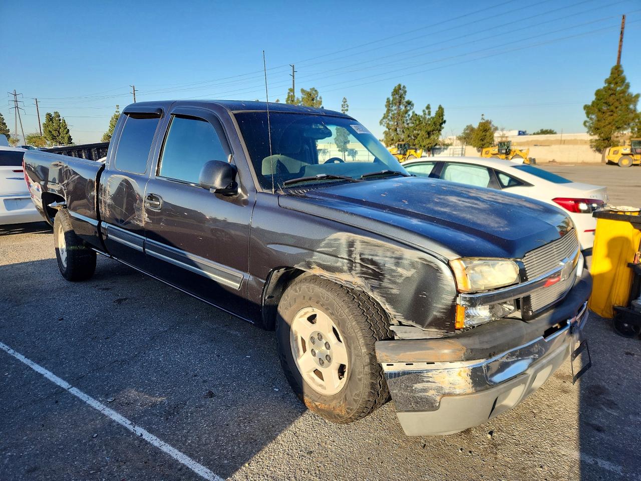 2003 CHEVROLET SILVERADO C1500 photo 4