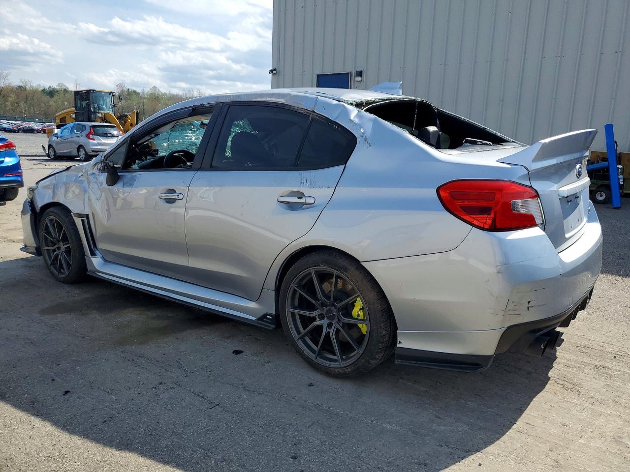 2020 SUBARU WRX STI photo 3