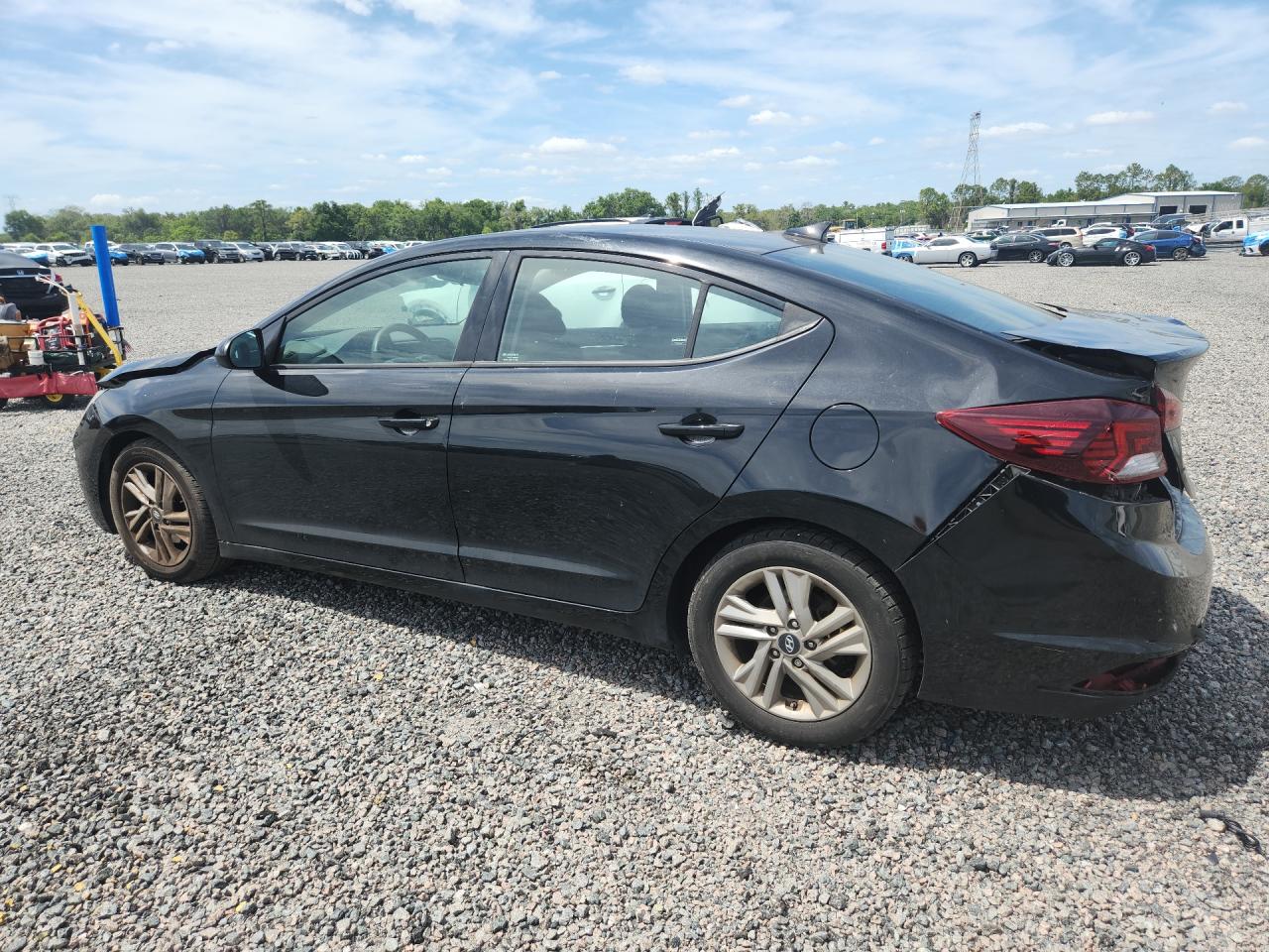 2020 HYUNDAI ELANTRA photo 3