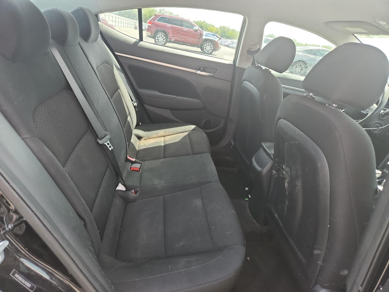 2020 HYUNDAI ELANTRA photo 19