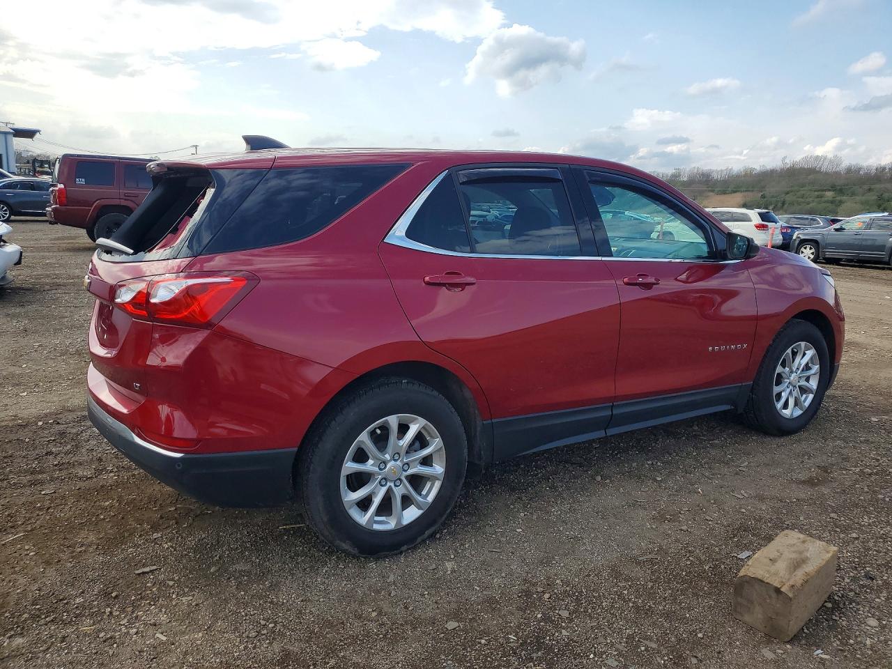 2020 CHEVROLET EQUINOX LT photo 5