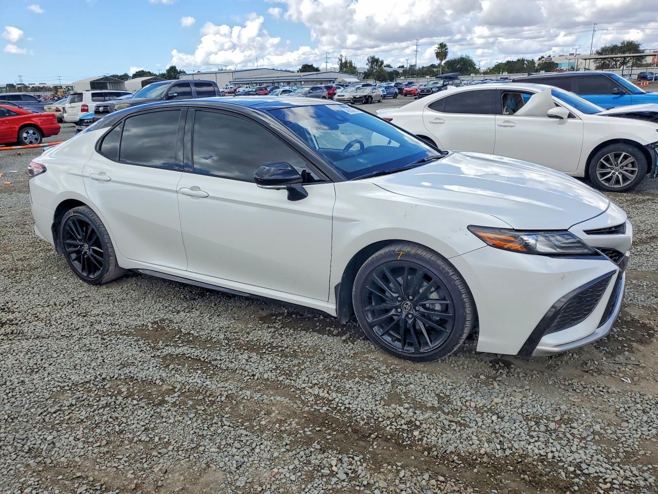 2021 TOYOTA CAMRY XSE V6 photo 10