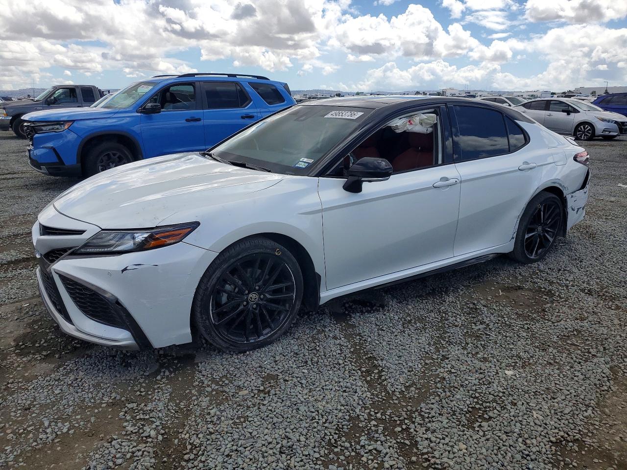 2021 TOYOTA CAMRY