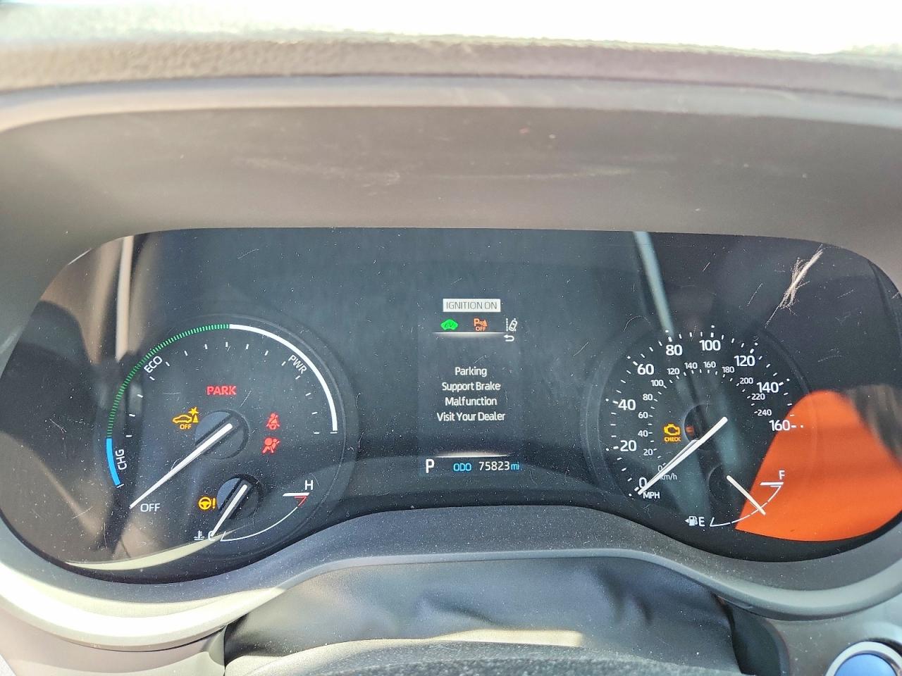 2021 TOYOTA SIENNA XLE photo 17