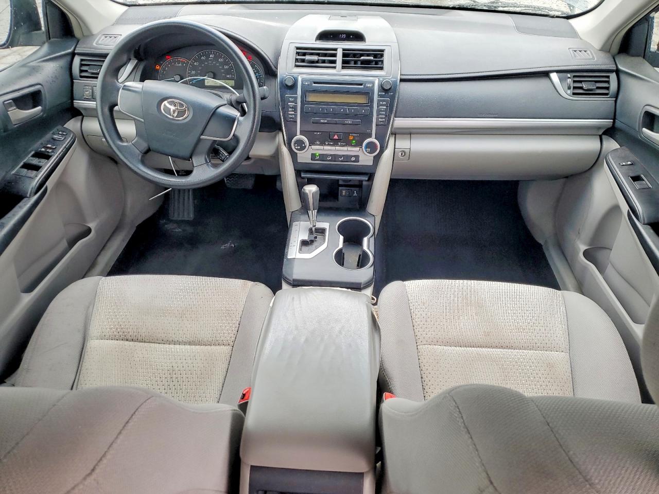2012 TOYOTA CAMRY L photo 15