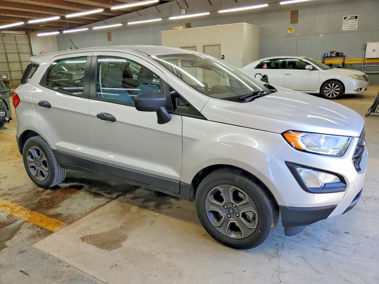 2021 FORD ECOSPORT S photo 10