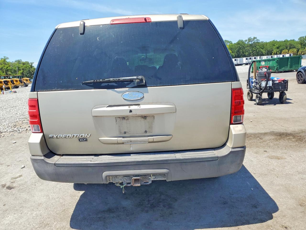2004 FORD EXPEDITION XLT photo 11