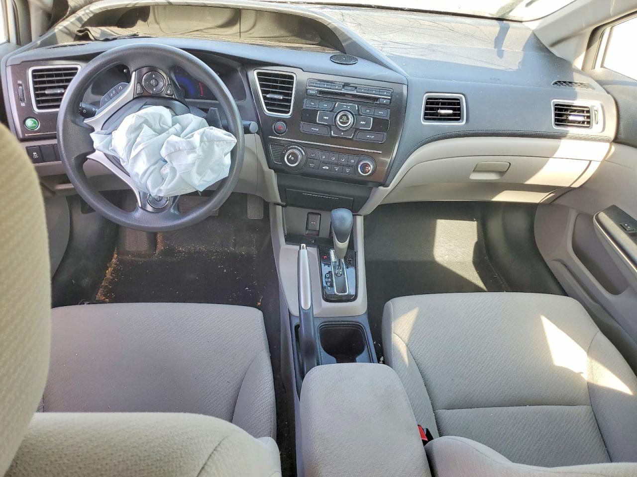 2013 HONDA CIVIC LX photo 8
