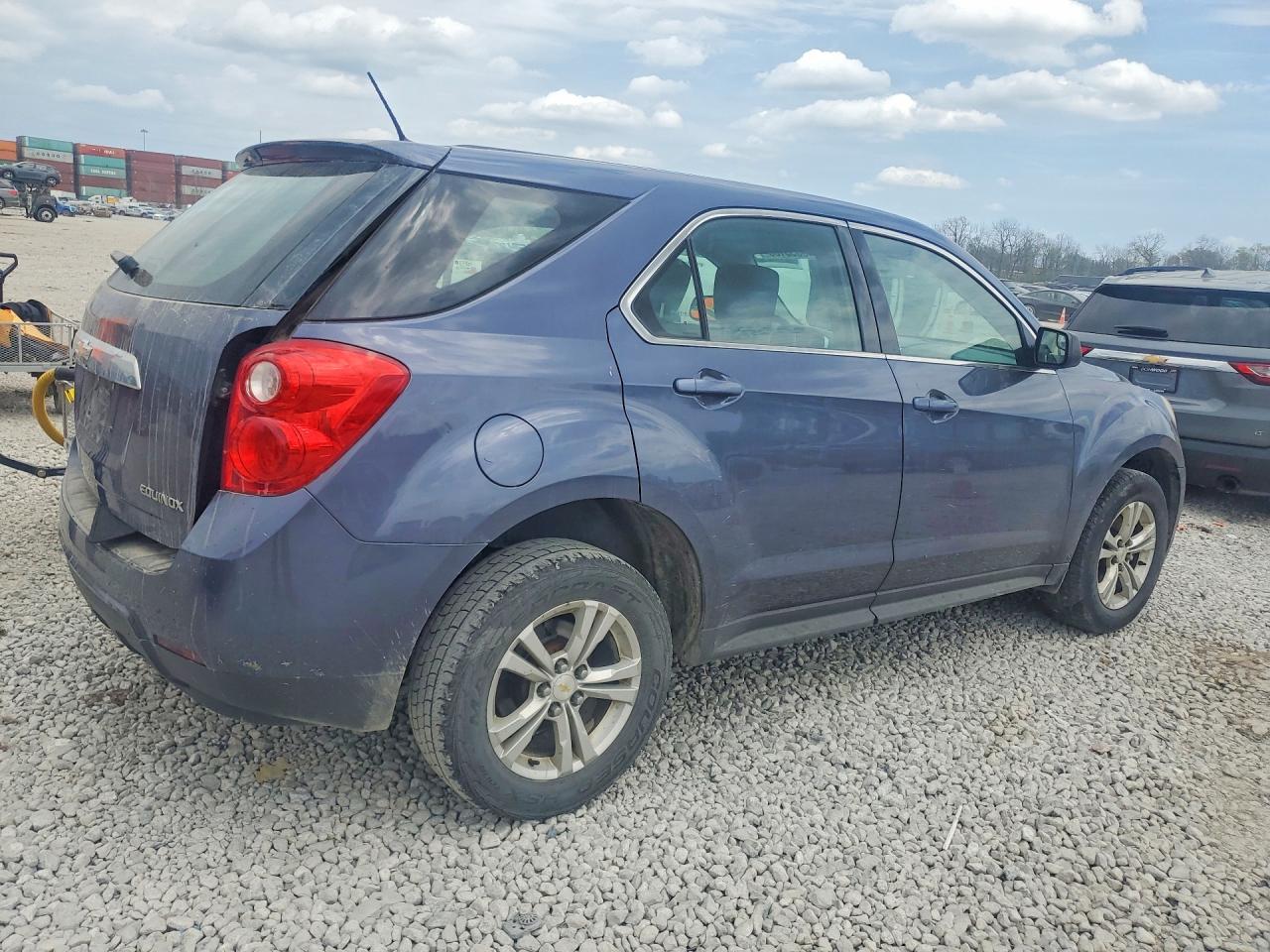 2013 CHEVROLET EQUINOX LS photo 7