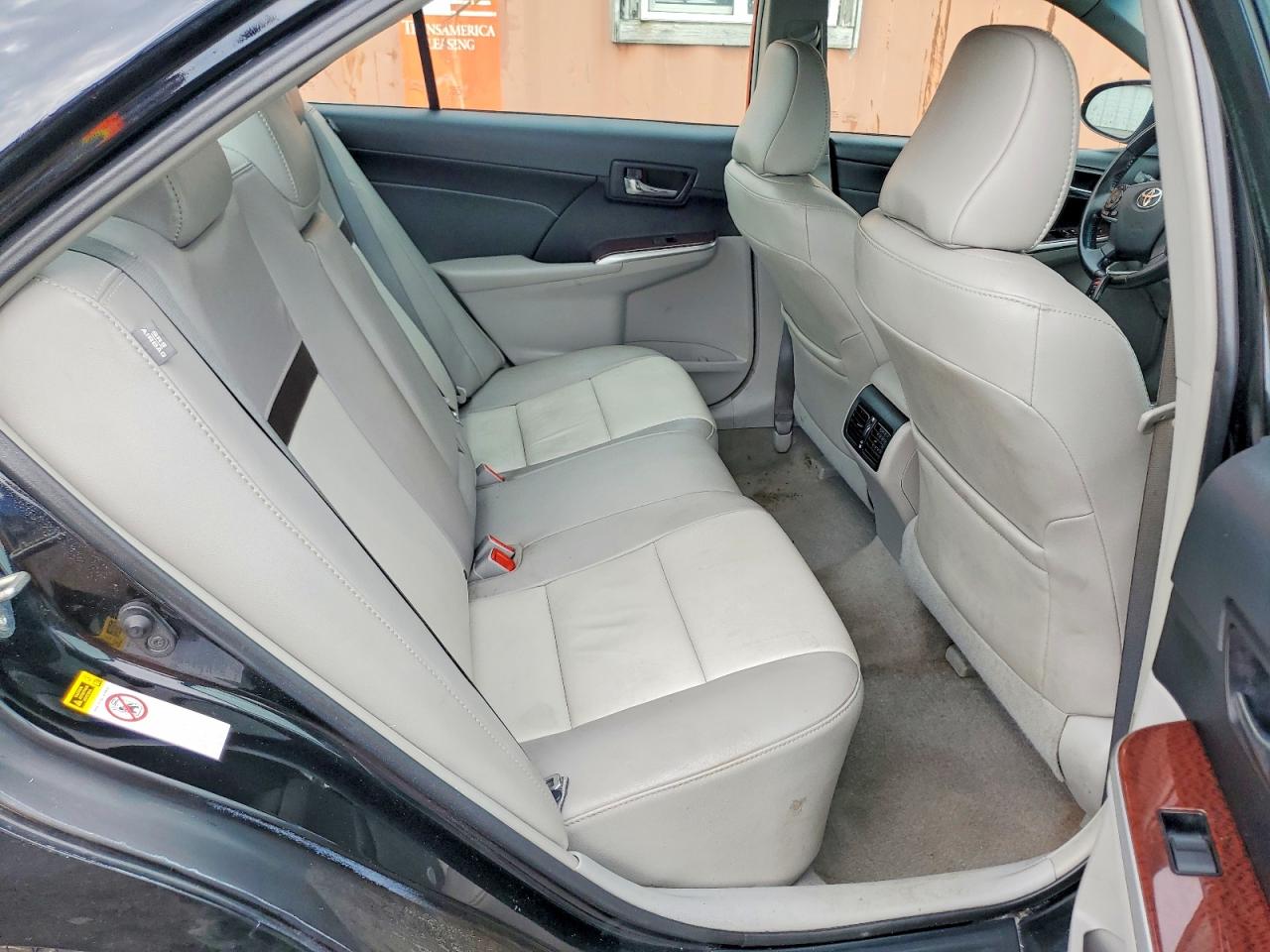 2014 TOYOTA CAMRY XLE photo 19