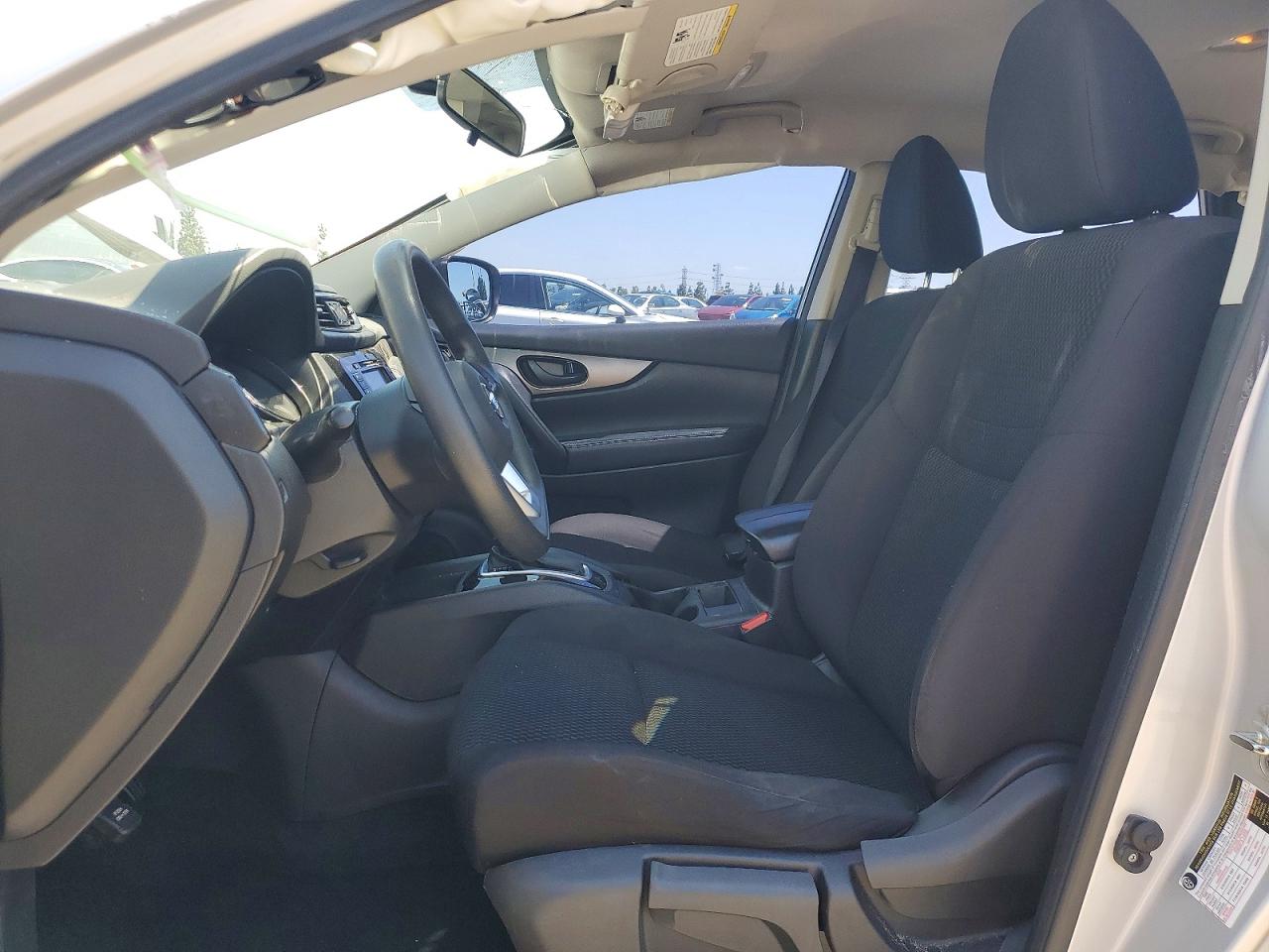 2019 NISSAN ROGUE SPORT S photo 19