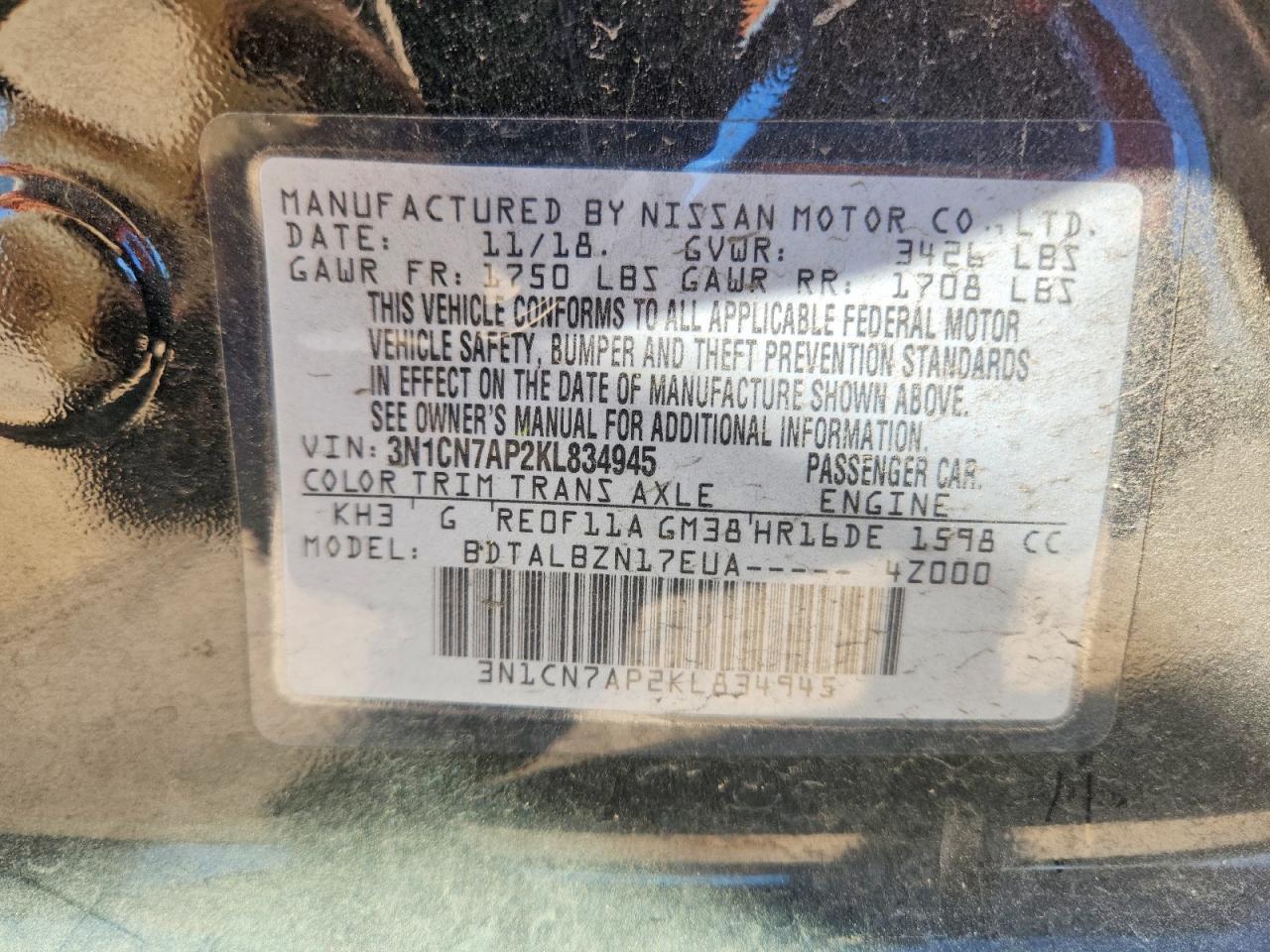 2019 NISSAN VERSA SV photo 23