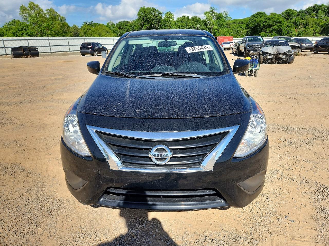 2019 NISSAN VERSA SV photo 9