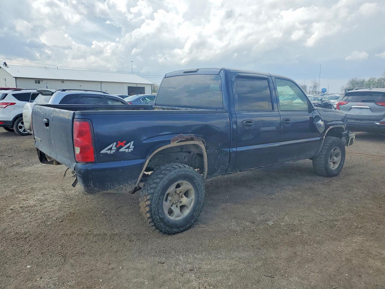 2005 CHEVROLET SILVERADO K1500 photo 5