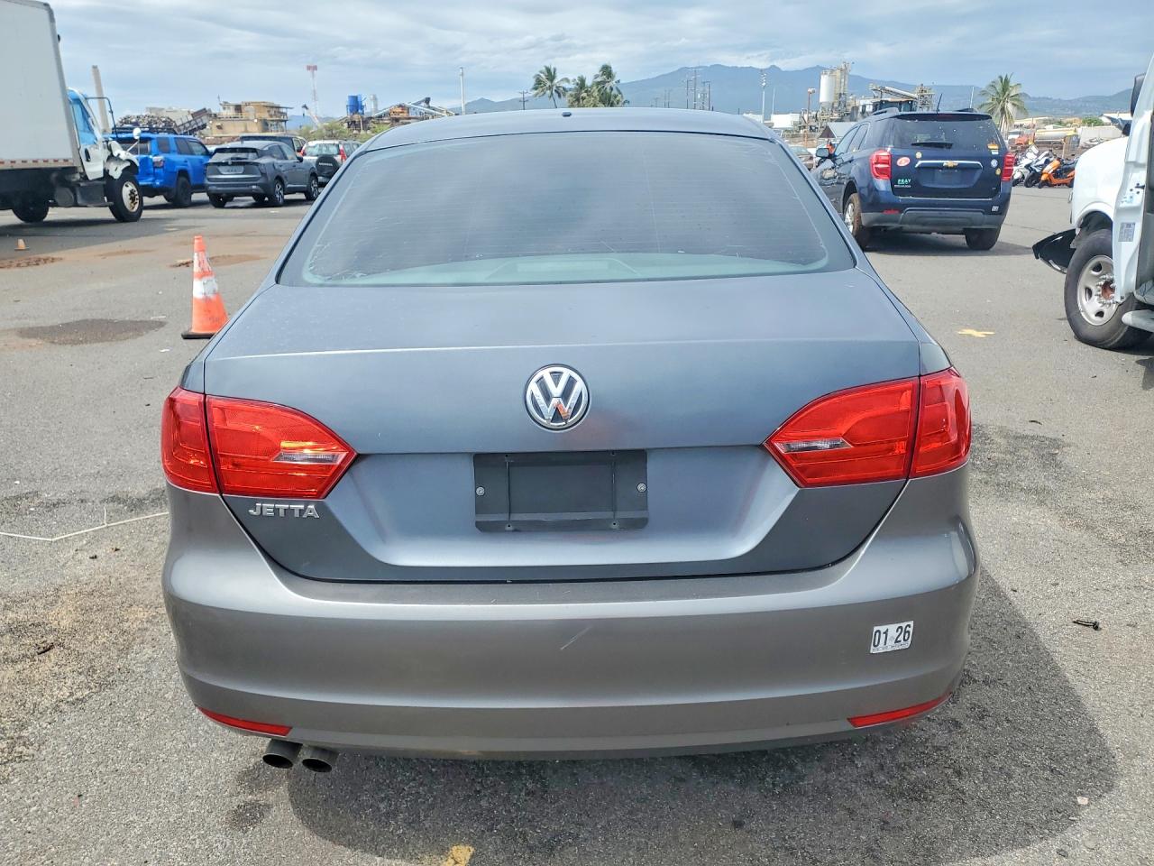 2011 VOLKSWAGEN JETTA BASE photo 11