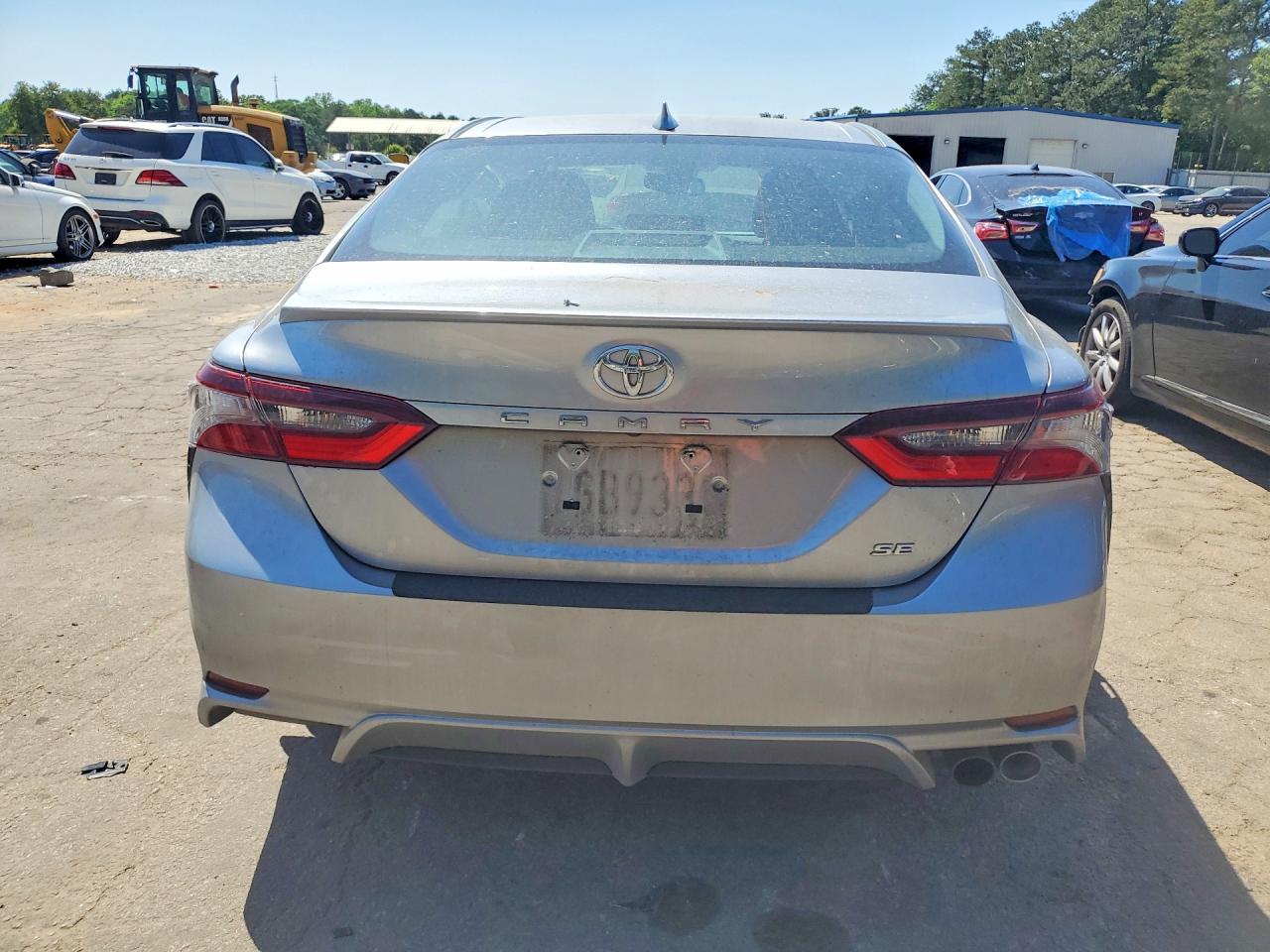 2024 TOYOTA CAMRY SE photo 11