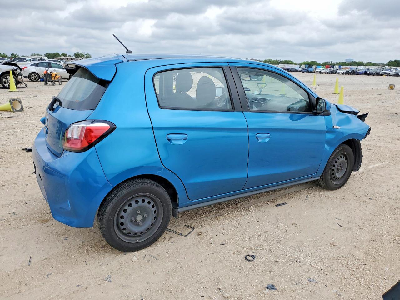 2022 MITSUBISHI MIRAGE ES photo 5