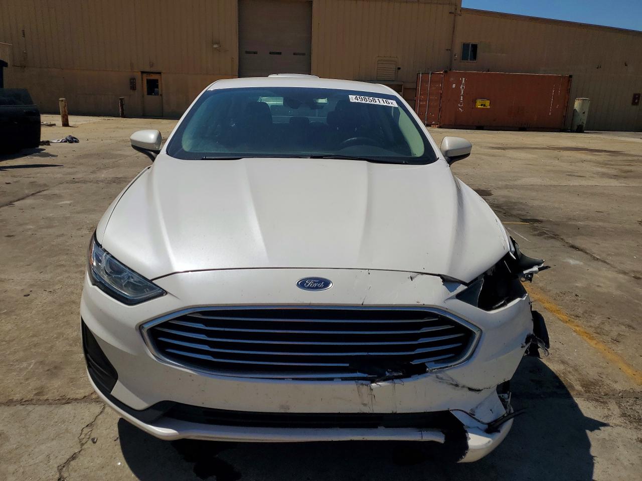 2019 FORD FUSION SE photo 9